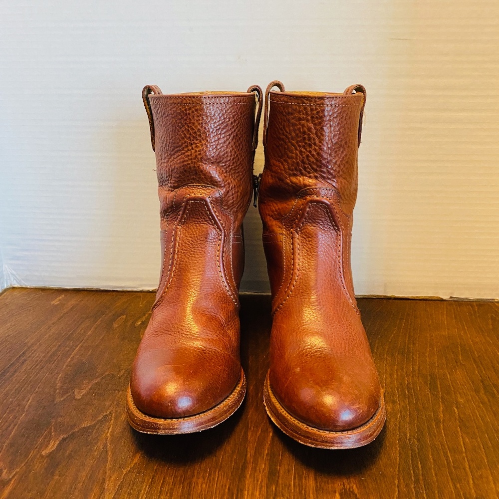 Frye Womens Brown Leather Western Booties Heels Boots, 8.5. *Discounted shipping